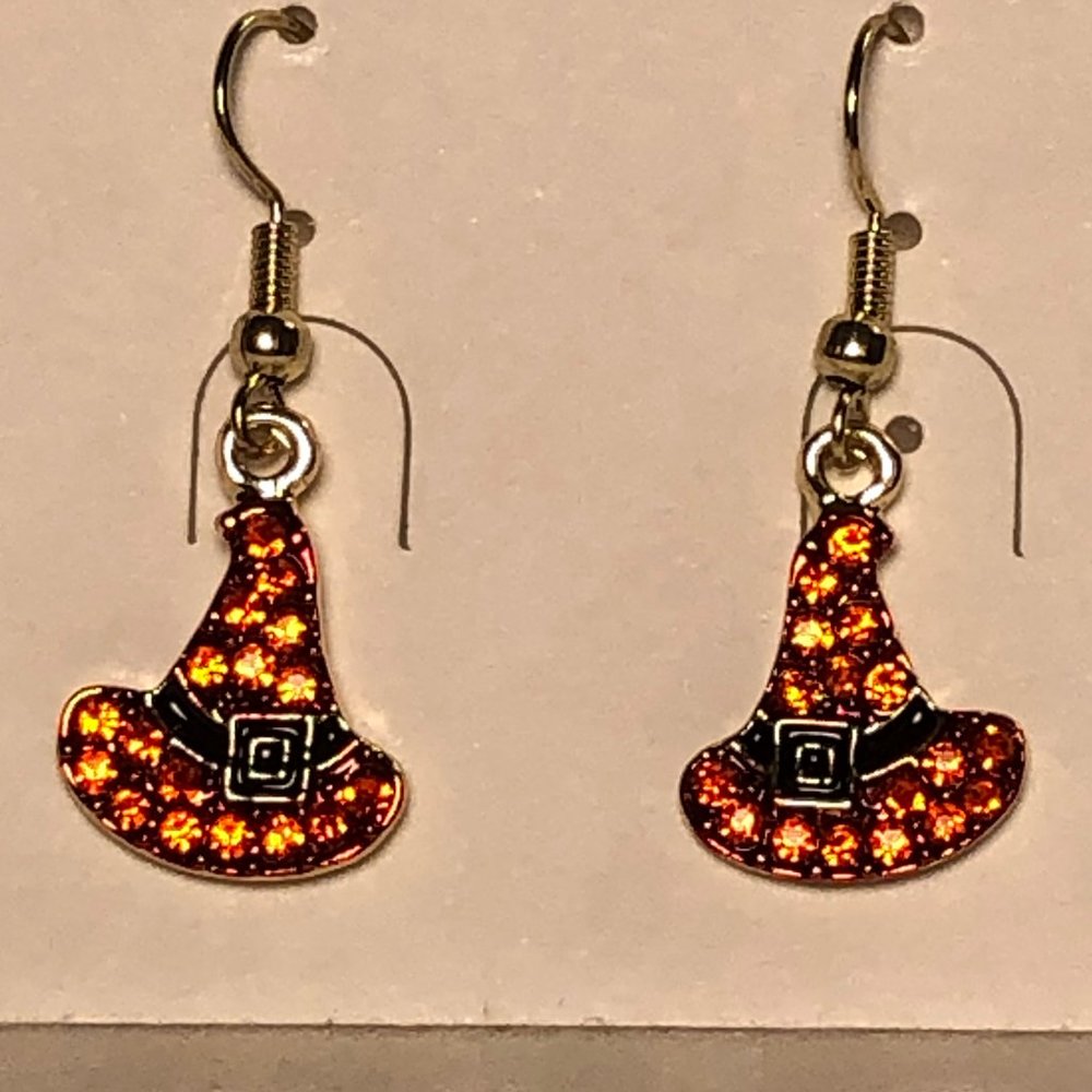 Holiday Hat Earrings